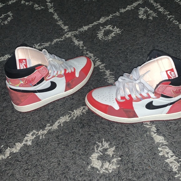Marvel x Air Jordan Retro High OG “Next Chapter” - Picture 2 of 11